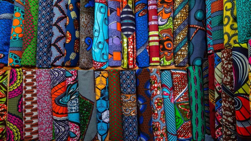Read more about the article The Fascinating History of Ankara Print (African Wax Fabric)